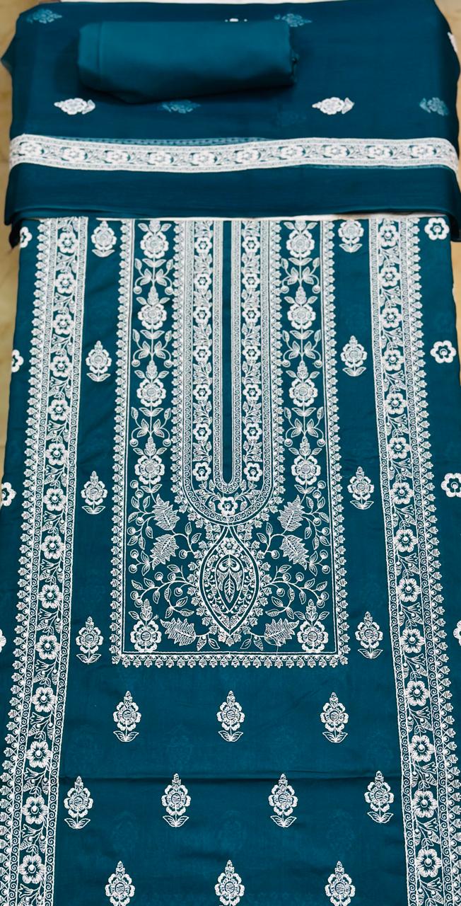 Lawn 3 piece embroidered suit In Green